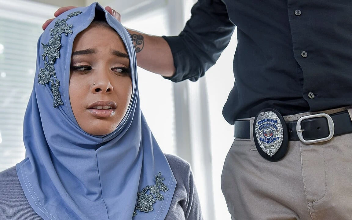 Curvy babe Aaliyah Hadid in hijab gets anal from agent,My Baby Sitters Club